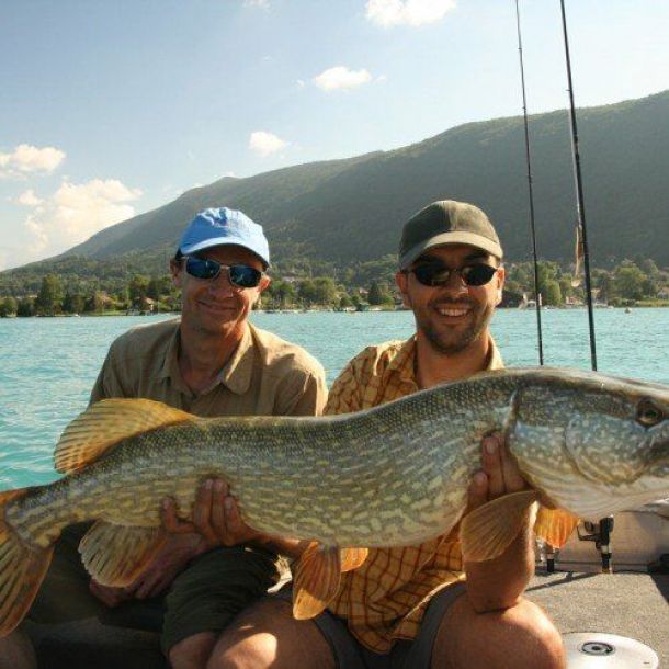 Journée de pêche au brochet sur le Lac du Bourget